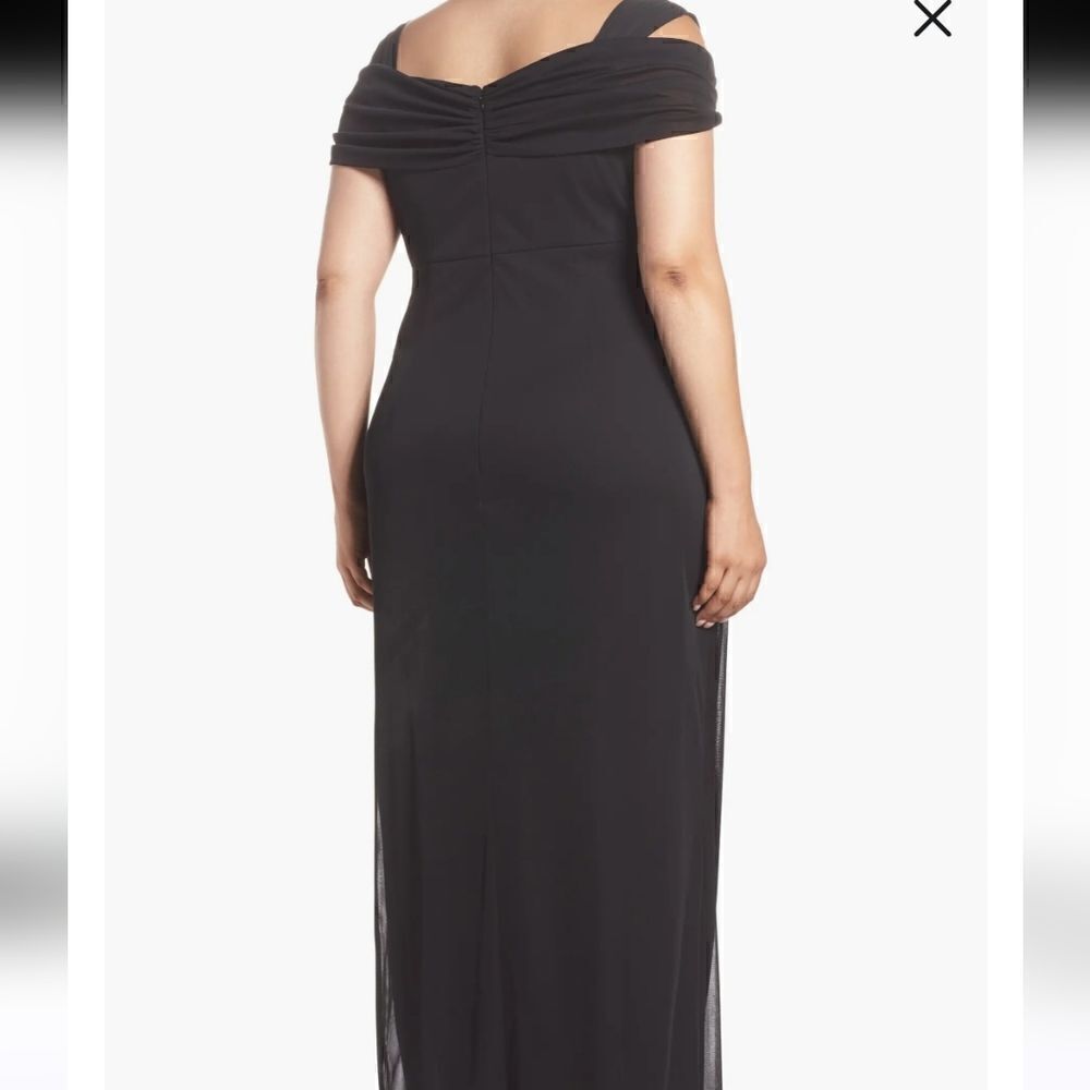 Alex Evenings Cold Shoulder Ruffle Gown  NWT Size 4P - Picture 2 of 10